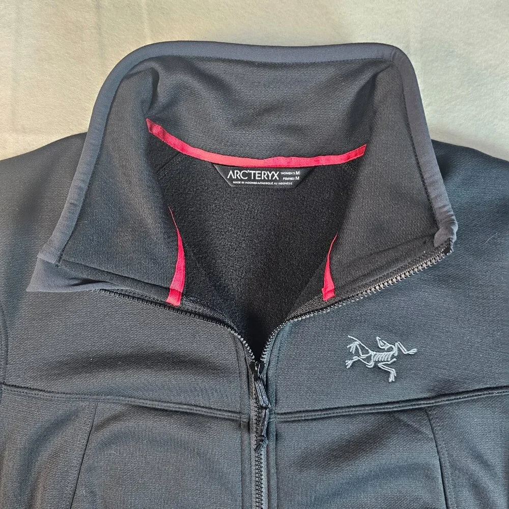 Arc’teryx Arenite Women’s Medium Soft Shell Jacket — Black, Fleece-Lined, Zip-Up - Picture 5 of 8